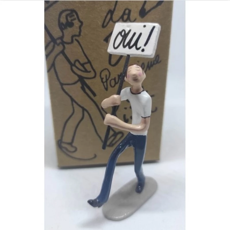 OUI - Les Civils La Vie Parisienne Nouvelle
