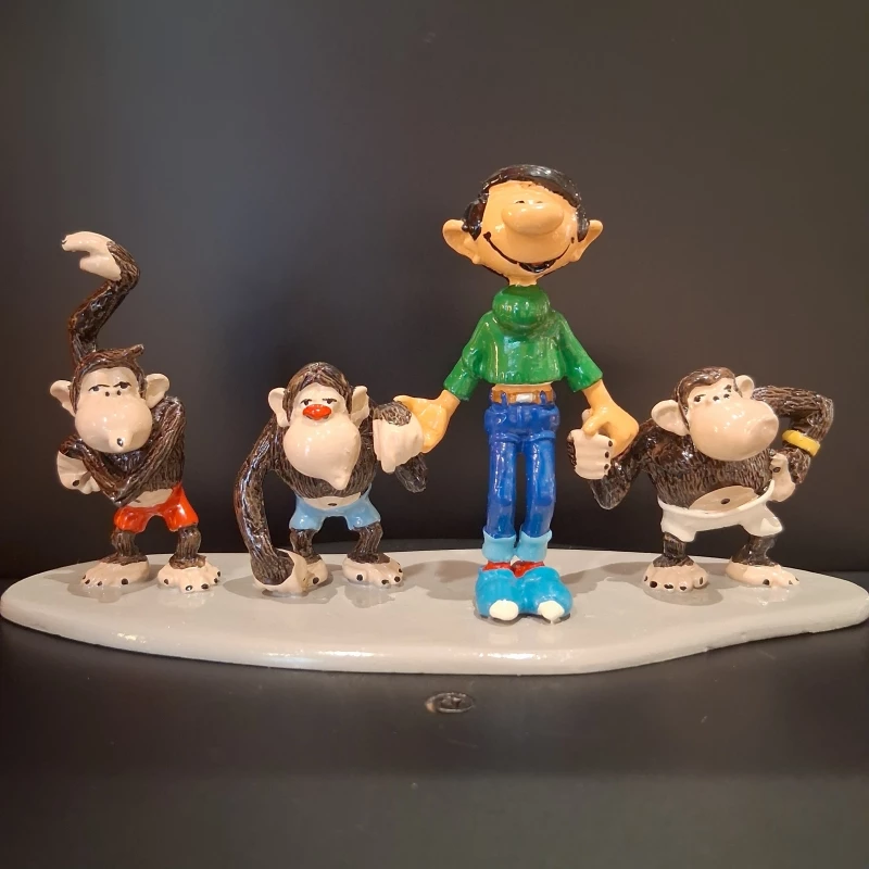 GASTON AVEC SES TROIS CHIMPANZES - Gaston Collection Classique n° 3