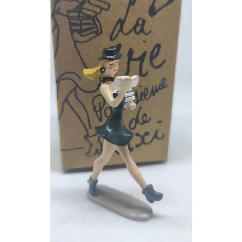 LA LECTRICE - Les Civils La Vie Parisienne Nouvelle