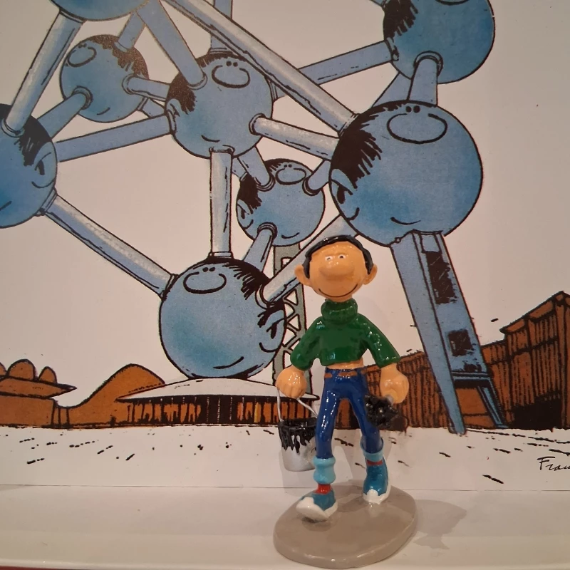 GASTON ET SON POT DE PEINTURE (+ DECOR ATOMIUM) - Gaston Collection Classique n° 2
