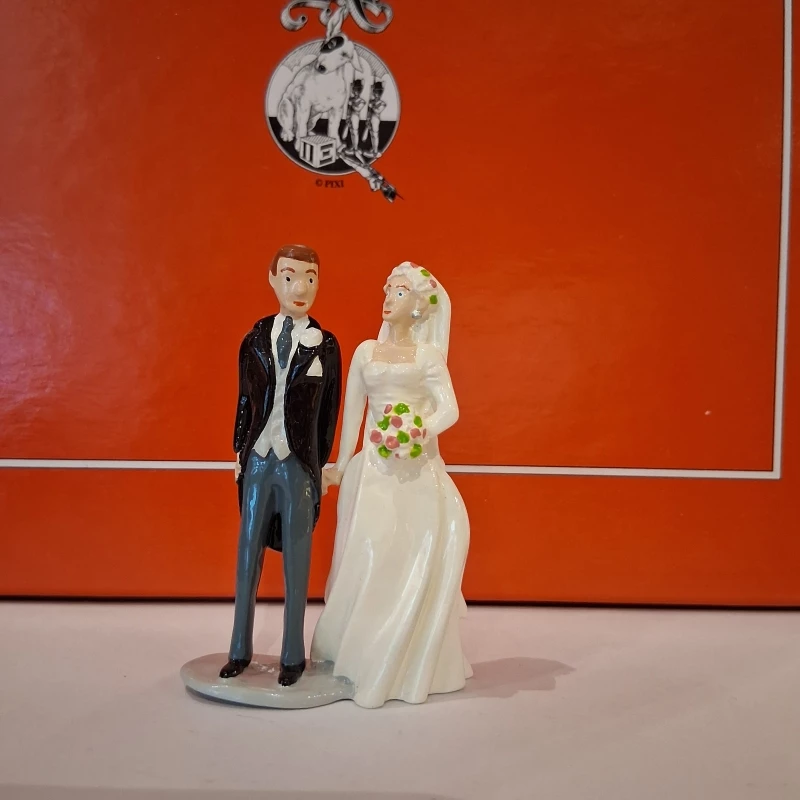 LES MARIES A PIEDS - Les Civils Notre siècle: le mariage
