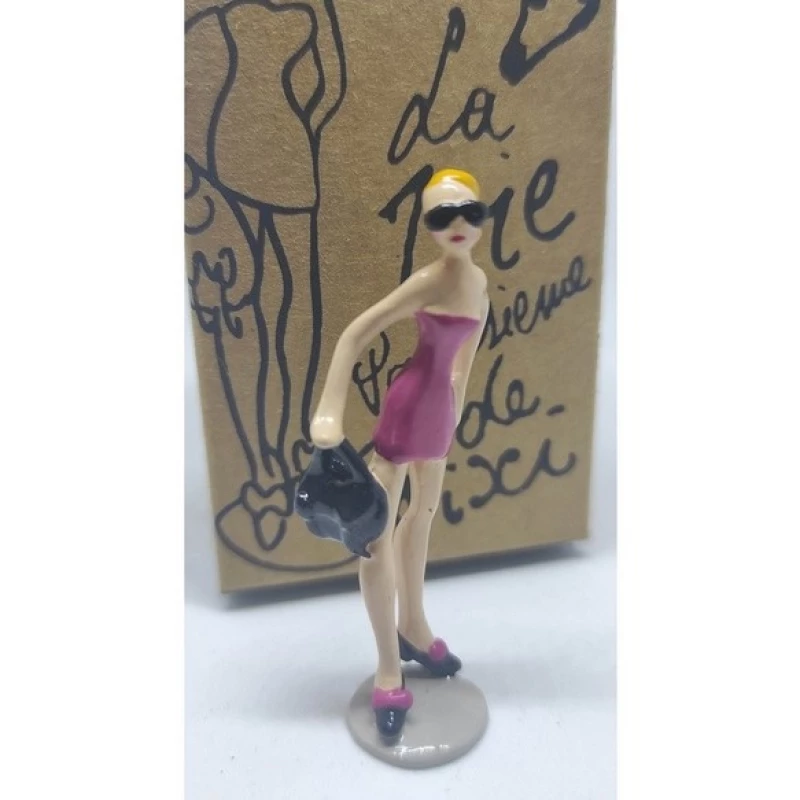 LA BELLE INCONNUE - VIE PARISIENNE - Les Civils La Vie Parisienne Nouvelle